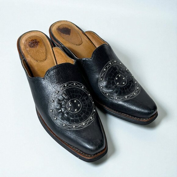 Ariat Mules Women Size 6.5 B Black Leather Studded Medallion Western Slip On - Picture 2 of 13